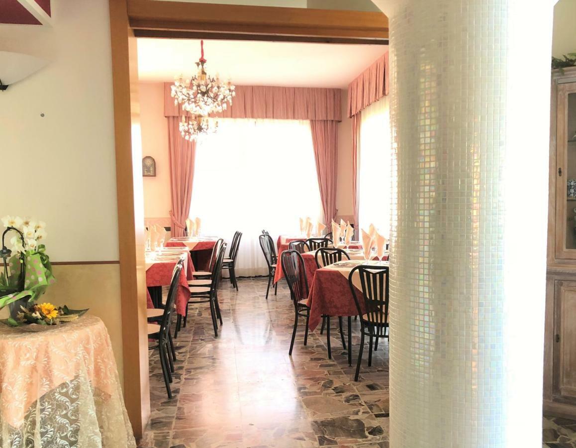 Hotel Edy ريميني المظهر الخارجي الصورة